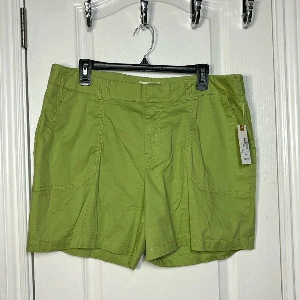 Land 'N Sea Women's Green Shorts‎ Flat Front Pockets Casual Summer Size14 NWT